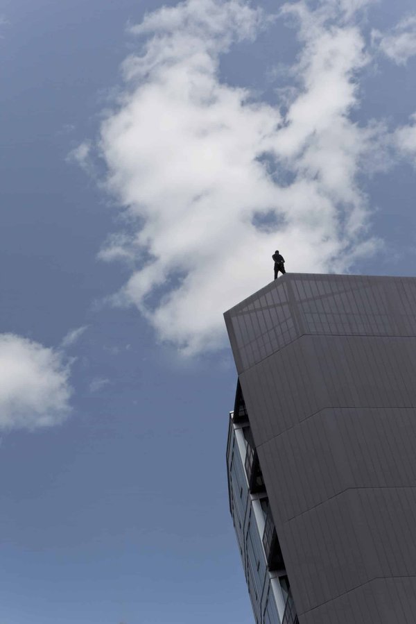 Quali sono le tecniche più efficaci per negoziare il canone di locazione di un negozio in centro città?